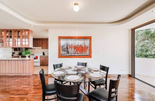 Zona 5 Apartamento | DP1, Spacious & bright flat 4 mins to Cayalá