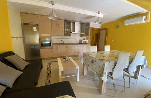 Sarria Apartamento | dpCristal Ático Vistas al Camino