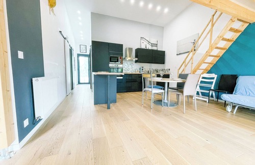 Saint-Egreve Villa | Relax & Design in Saint-Egrève 🌴 #DQ