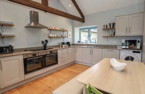 West Compton Cabaña | DRACKENORTH, pet friendly, character holiday cottage in Beaminster