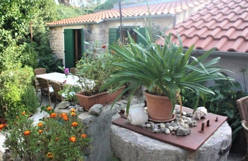 Vrboska Casa | Draga - Traditional & in Center - SA2