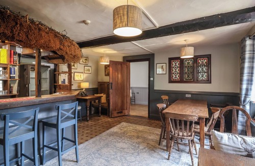 Bilbrook Cabaña | DRAGON HOUSE, pet friendly, character holiday cottage in Roadwater