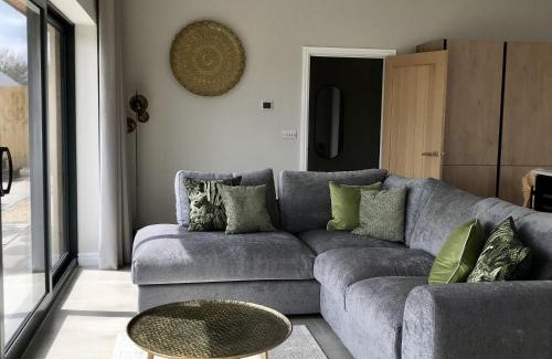 Dunholme Casa | Dragonfly Cottage, Ashlin Farm Barns