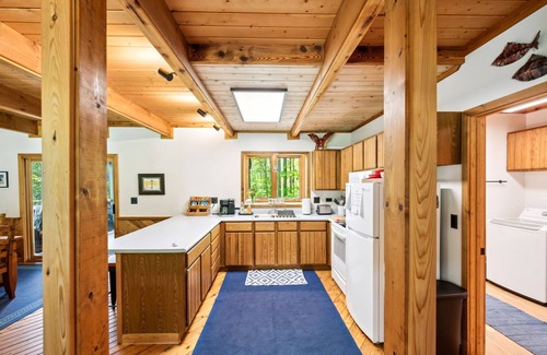 Gills Rock Cabaña | Dragonfly Dell - Quiet, wooded retreat in Ellison Bay near Newport State Park