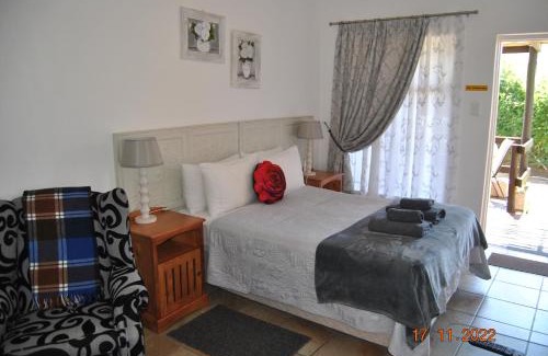 Clarens Apartamento | Dragonfly self catering