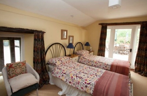 Crediton Otro | Drake Cottage · Gran Granja Gutton
