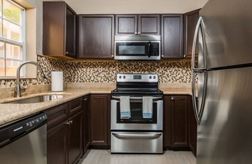 La Grande Princesse Condominio | Dramatic Views From This Spacious 1bd/1bth