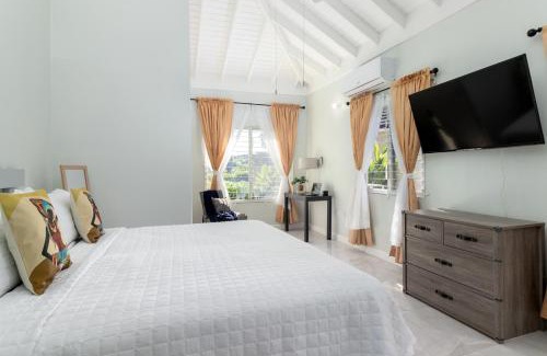 Tryall Casa | Draxhall Beach Access Gated Community Full Air Con