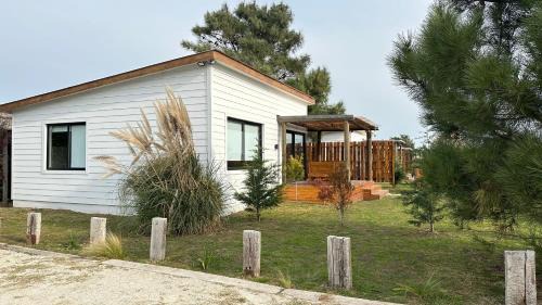 Colonia de Chapadmalal Casa | Dread Chapa Shack Casa 1 - Casa en Chapadmalal para 6 PX - Hola sur