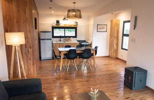 Colonia de Chapadmalal Casa | Dread Chapa Shack Casa 1 - Casa en Chapadmalal para 6 PX - Hola sur
