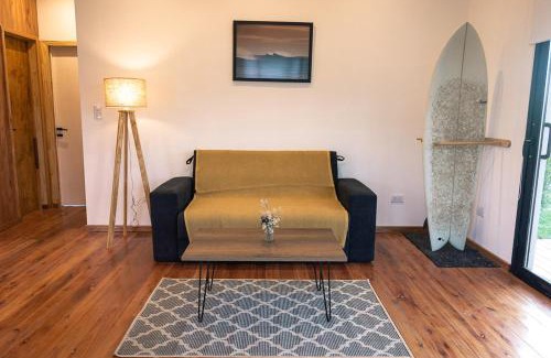 Colonia de Chapadmalal Casa | Dread Chapa Shack Casa 1 - Casa en Chapadmalal para 6 PX - Hola sur