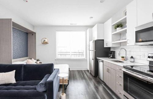 Cole-Noble District Apartamento | Dream Apartment near Whole Foods CozySuites