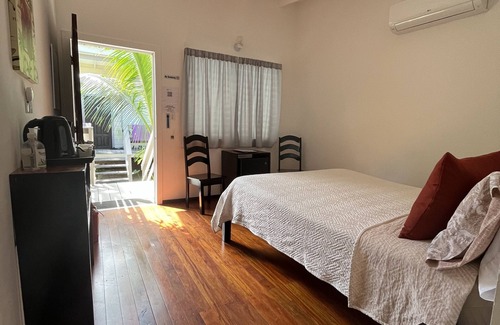Cayo Corker Hotel | Dream Cabanas