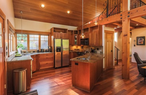Tofino Casa | Dream Cottage - Lujoso, privado, bañera de hidromasaje - Chesterman Beach