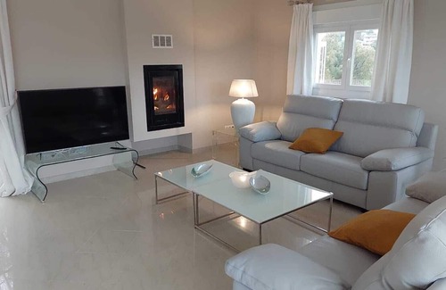 Cala Anguila-Cala Mendia Casa | Dream villa in first sea line, 2 minutes to the beach, private pool, WiFi
