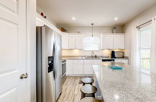 Gilchrist Casa | Dream | Gulf Views | Furnished Deck | Sleeps 7