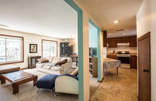 Powderhorn Apartamento | Dream House, a Creative Escape in the Heart of Powderhorn