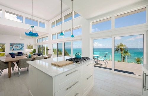 North Palmetto Point Casa | Dream House 3 Bedroom Home