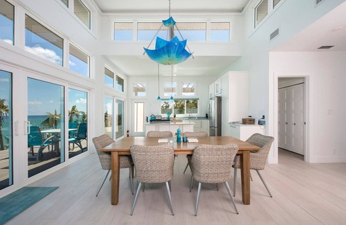 North Palmetto Point Casa | Dream House 3 Bedroom Home