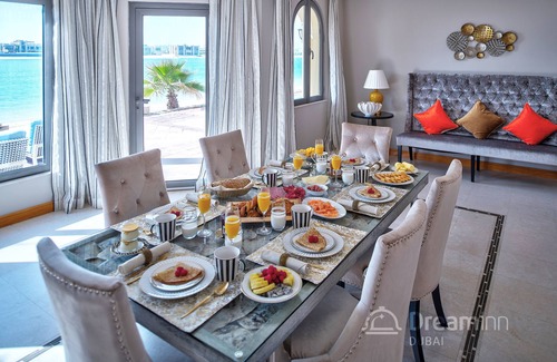 Palm Jumeirah Villa | Dream Inn Dubai - Signature Villa