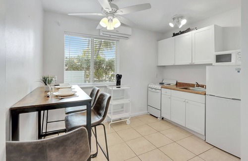 Hollywood Lakes Hotel | Dream Inn Hotel