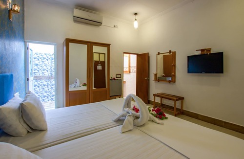 Thulusdhoo Island Casa | Dream Inn Sun Beach Hotel