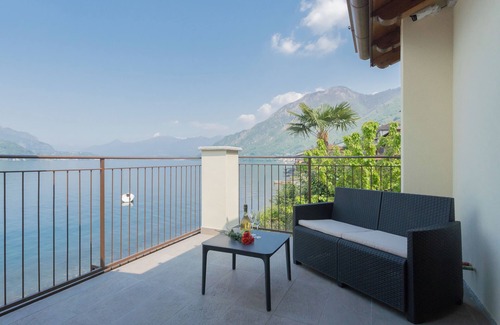 Lezzeno Apartamento | Dream Lake Apartment 2
