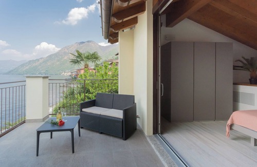 Lezzeno Apartamento | Dream Lake Apartment 2