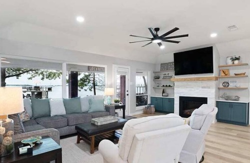 Enchanted Oaks Casa | Dream Lakeside Oasis at Hickory Tree, #1 Sunsets