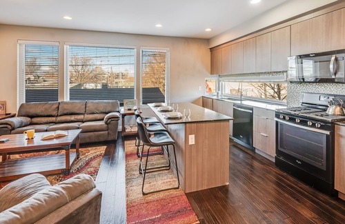 Curtis Park Casa | Dream Pad: 4-Story-3BR Townhouse-heart of RiNo - Sleeps 10!