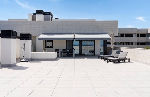 Roques Daurades Apartamento | Vacaciones de ensueño frente al mar mediterráneo