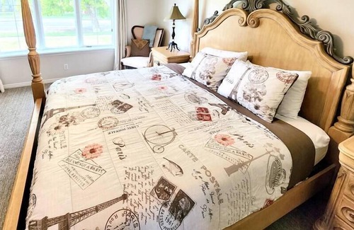 Smithfield Casa | Dream Vacation Cottage!