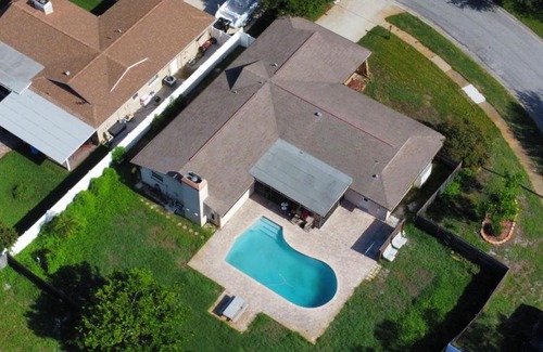 Seminole Casa | Dream Vacation Home w Heated Pool Close to Beaches Clearwater St Pete Quiet with Big Backyard