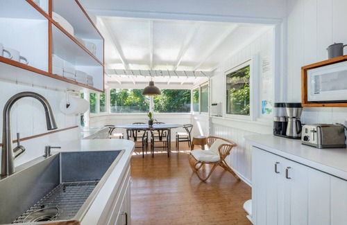 Hanalei Casa | Dream Vintage Surf Cottage TVNC 4301