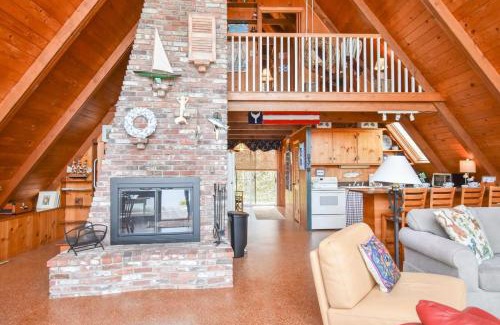 East Orleans Casa | Dream Waterfront A-Frame in Orleans