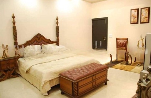 Amritsar Cama Y Desayuno | Dreamanor Blissful Stay