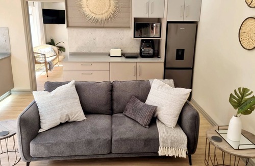 Kloof Apartamento | dreamaway on Everton - Deluxe Private Apartment