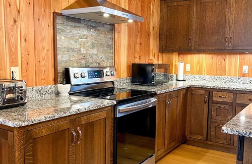 Maryland Cabina | Dreams Park/All Star- Sunset Lodge at Old World Village