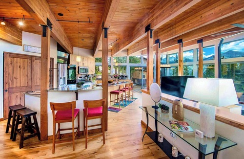 Forest Hills Casa | Dreamscape Breck: Epic Views, Magical Sunsets & Unforgettable Stays