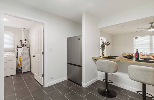 Greer Casa | Dreamy 2BR retreat in Greer—charming, cozy, romantic, & pet-friendly!