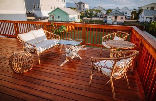 Carolina Beach Casa | Dreamy Cottage 2 Blocks to Beach, Boardwalk & Lake
