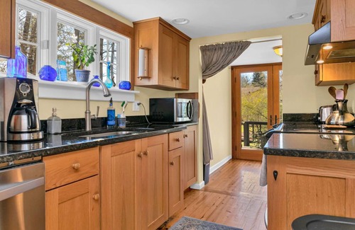 Brevard Casa | Cabaña de ensueño para dos