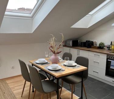 Rudolfsheim-Funfhaus Apartamento | Dreamy & Cozy Apartment with Air Condition