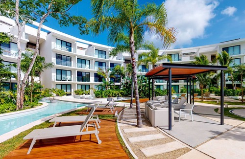Tulum Apartamento | Dreamy Escape W/ Shared Pool, Fast WiFi, Central AC, Balcony & Kitchenette!