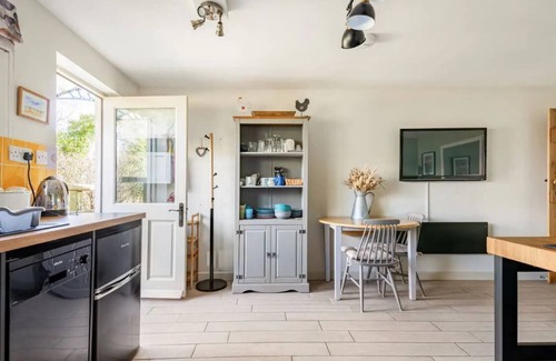 Beccles Cabaña | Dreamy Fieldview Country Cottage
