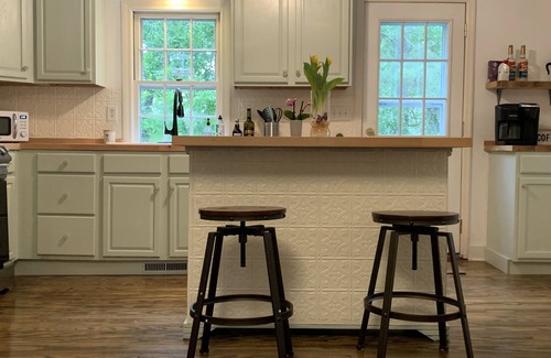 Batesville Casa | Dreamy Mountain cottage next to RT 151 & UVA.
