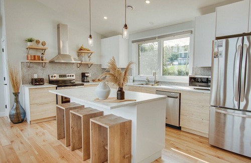 Port Mouton Casa | Dreamy Oceanfront Escape Hot tub & Sauna