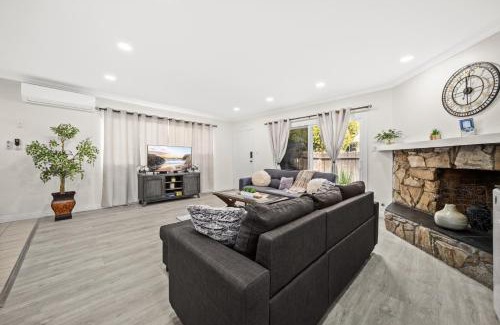 Alhambra Apartamento | Dreamy & Relaxing Gem With Backyard - 12mins to DT LA