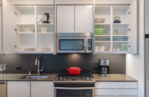 Rincon Hill Apartamento | Dreamy Rincon Hill Studio w/ Gym + W/D near Silicon Valley by Blueground
