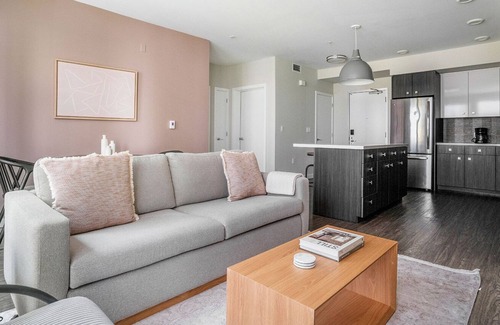 South of Market Apartamento | Dreamy SoMa 1BR w/ Gym & EV Charging Station, nr BART, by Blueground
